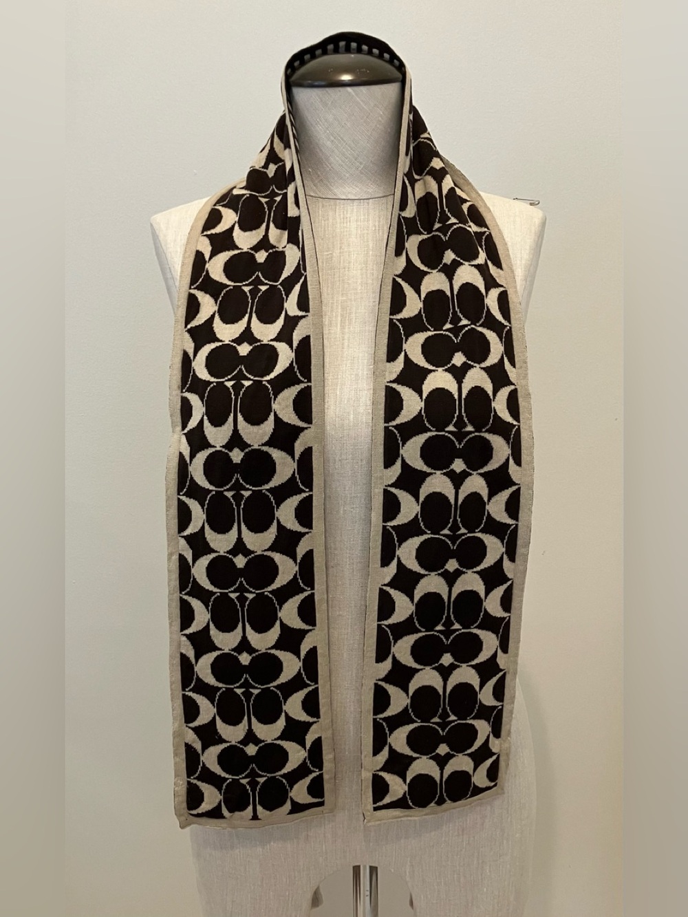COACH SIGNATURE MERINO WOOL 50” SCARF